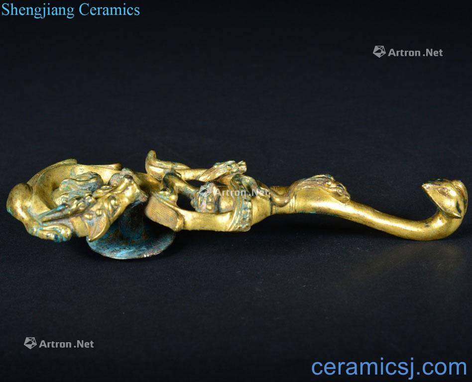 Han Dyansty A GILT - BRONZE BELT HOOK