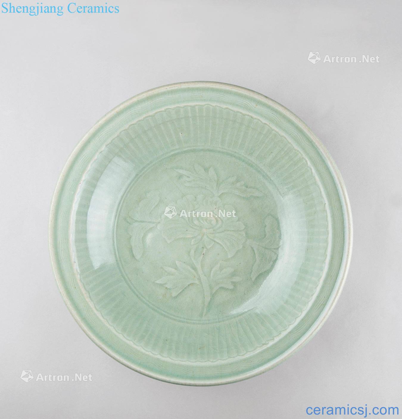 The yuan dynasty blue magnetic flower tray