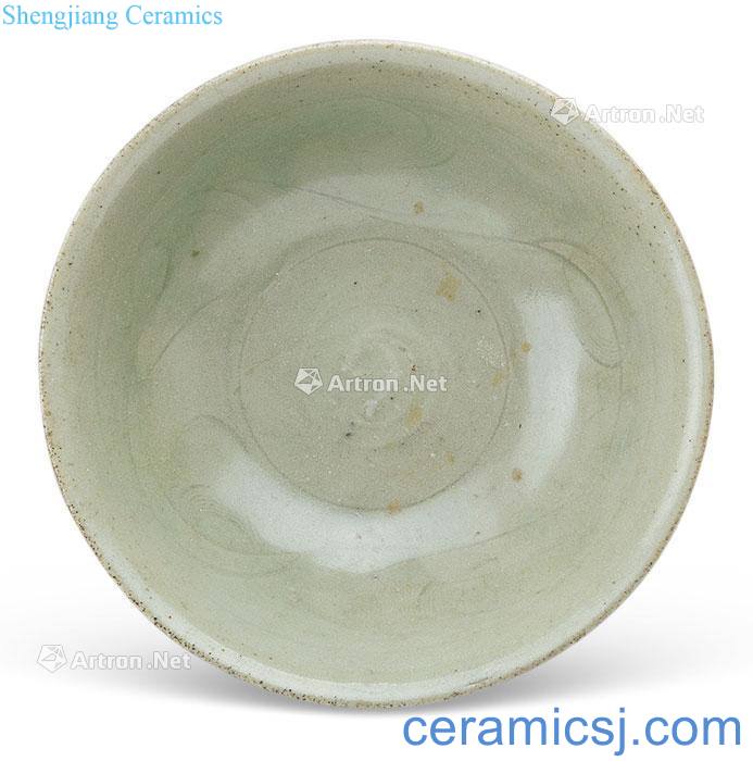 The yuan dynasty Longquan celadon bowls
