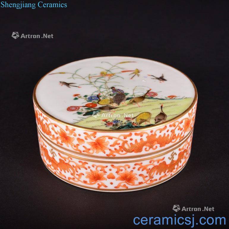 The Qing Dynasty A FAMIILE - ROSE BOX AND COVER