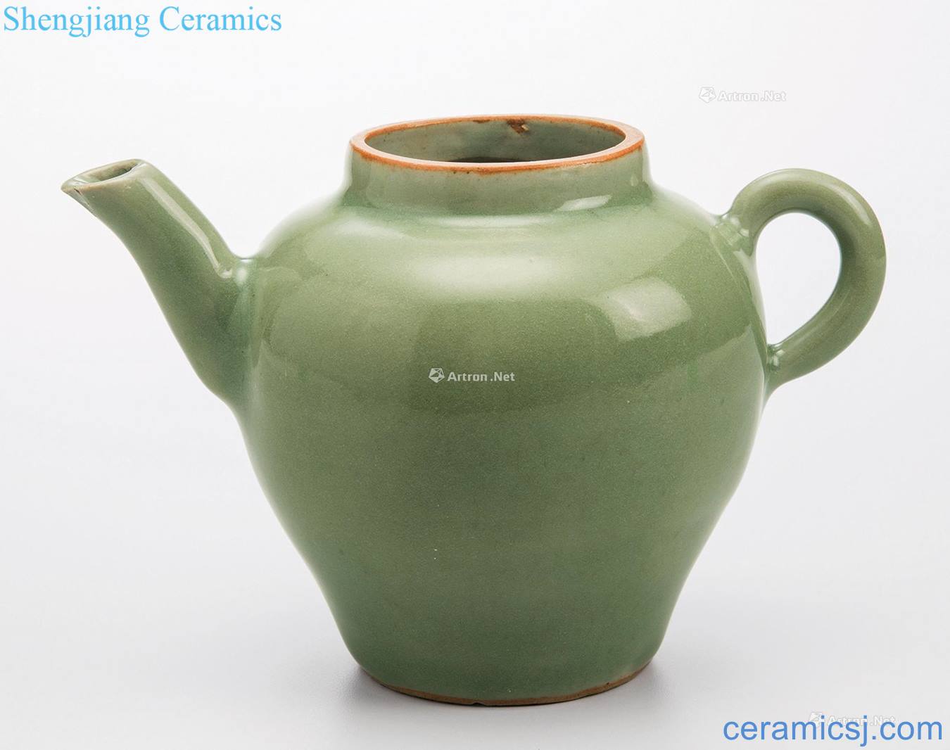 Ming Longquan celadon green magnetic kettle