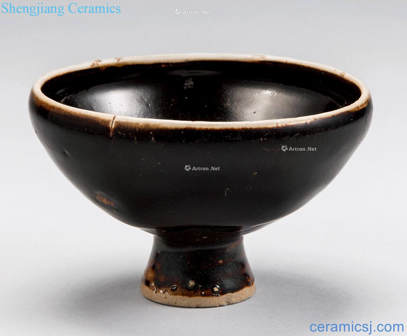 The song dynasty Henan red glaze white footed cup wheel