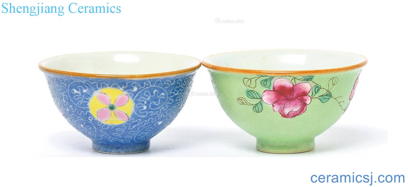 Clear green glaze rolling pastel flowers grain cup Even the blue glaze rolling the ball pattern glass (two parts)