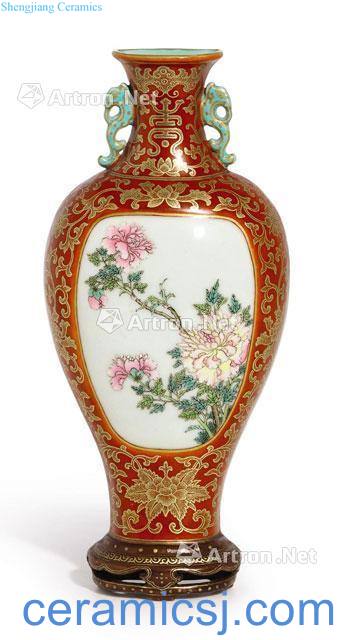 Qing qianlong colour medallion enamel coral red peony figure its bottle