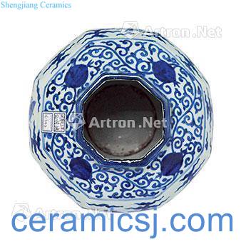 Ming longqing Blue and white YunLongWen eight arrises cans