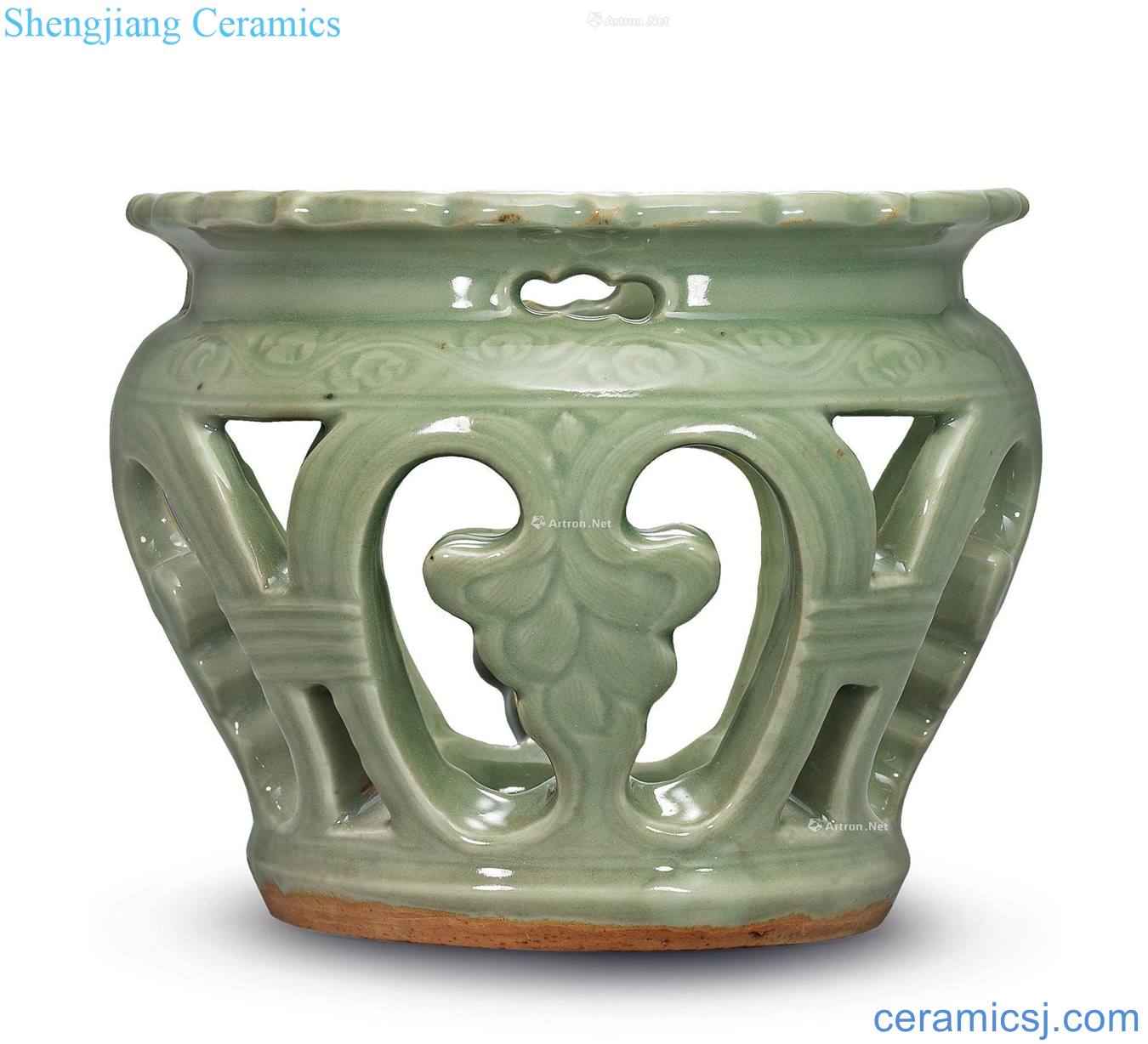 Ming in the 15th century Longquan green glaze seat