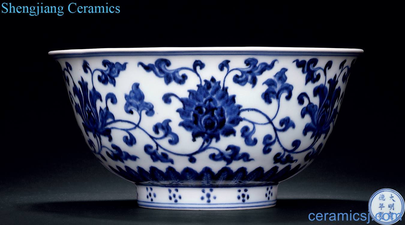 Ming xuande Blue and white lotus flower green-splashed bowls