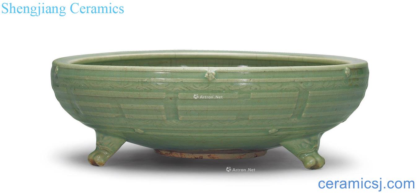 Ming in the 15th century longquan green glaze stamps gossip grain furnace with three legs