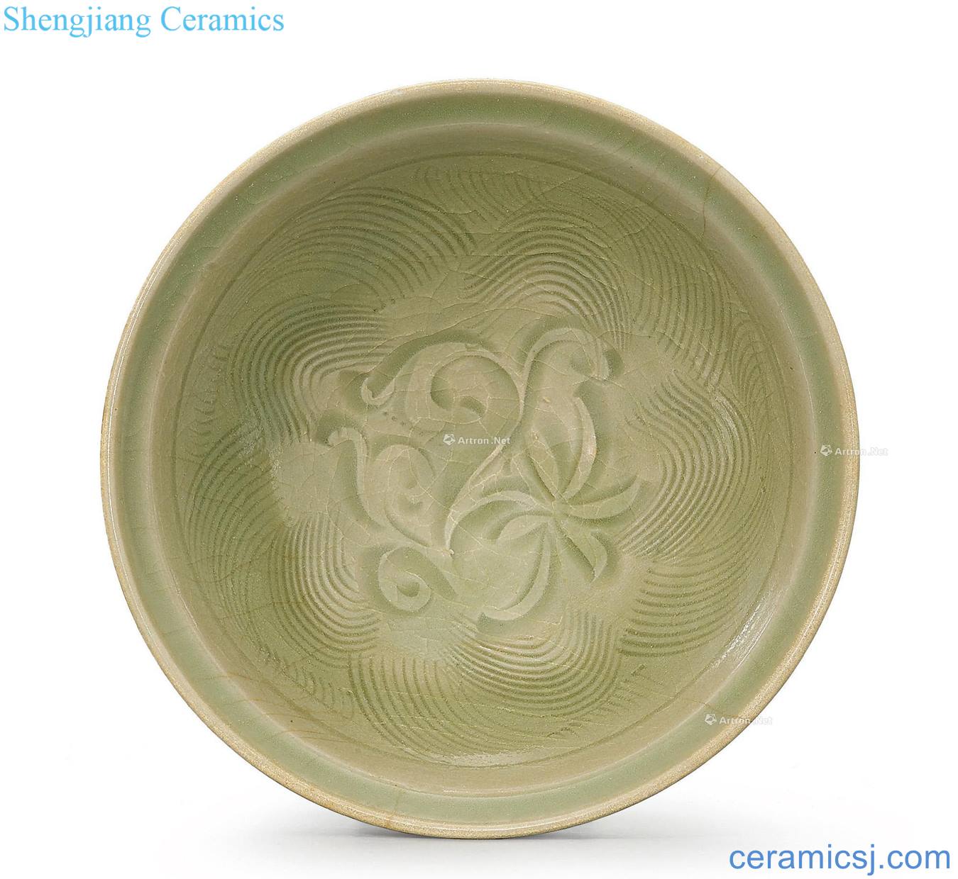 Northern song dynasty/gold Yao state green glazed carved lotus pattern bowl