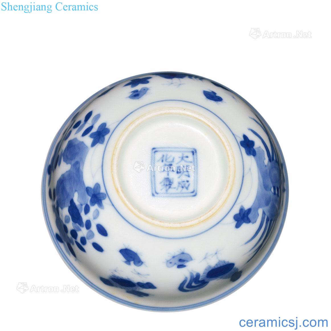 in Blue and white chicken cylinder cup
