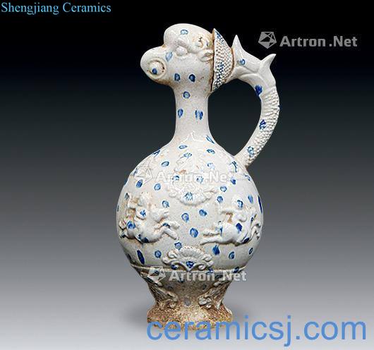 The tang dynasty Blue and white chicken first pot