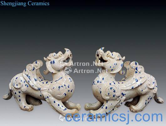 Tang dynasty blue-and-white the mythical wild animal (a)