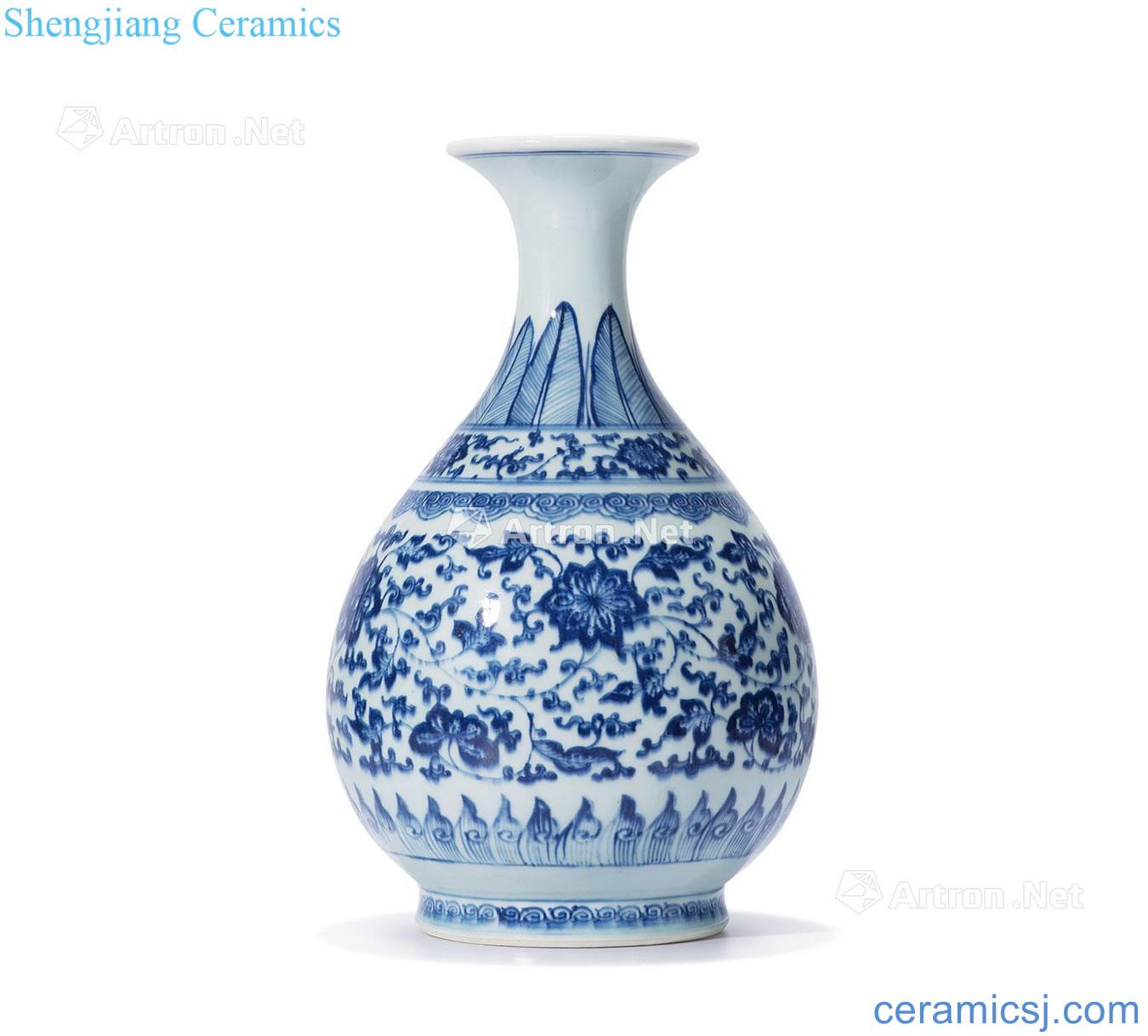 Qing yongzheng Blue and white lotus flower grain okho spring bottle