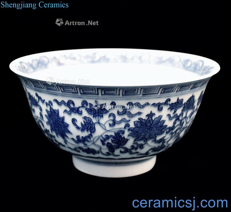 qing Blue and white lotus flower green-splashed bowls