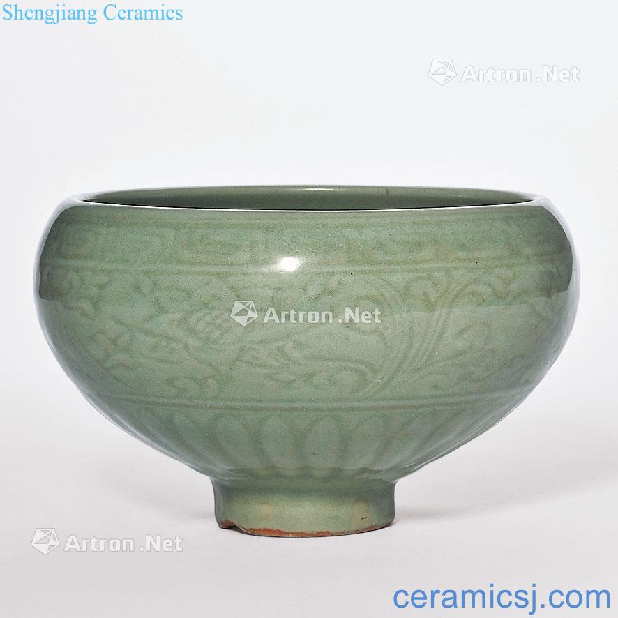 yuan Longquan celadon branch flowers grain water bowl