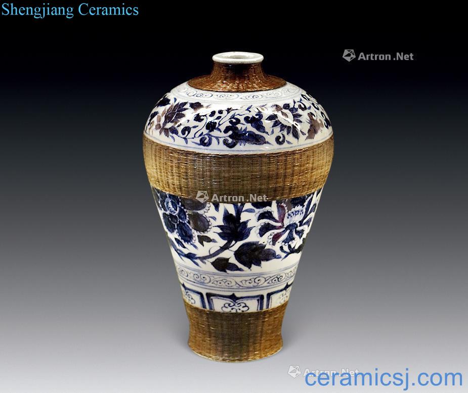 yuan Blue and white plum bottle