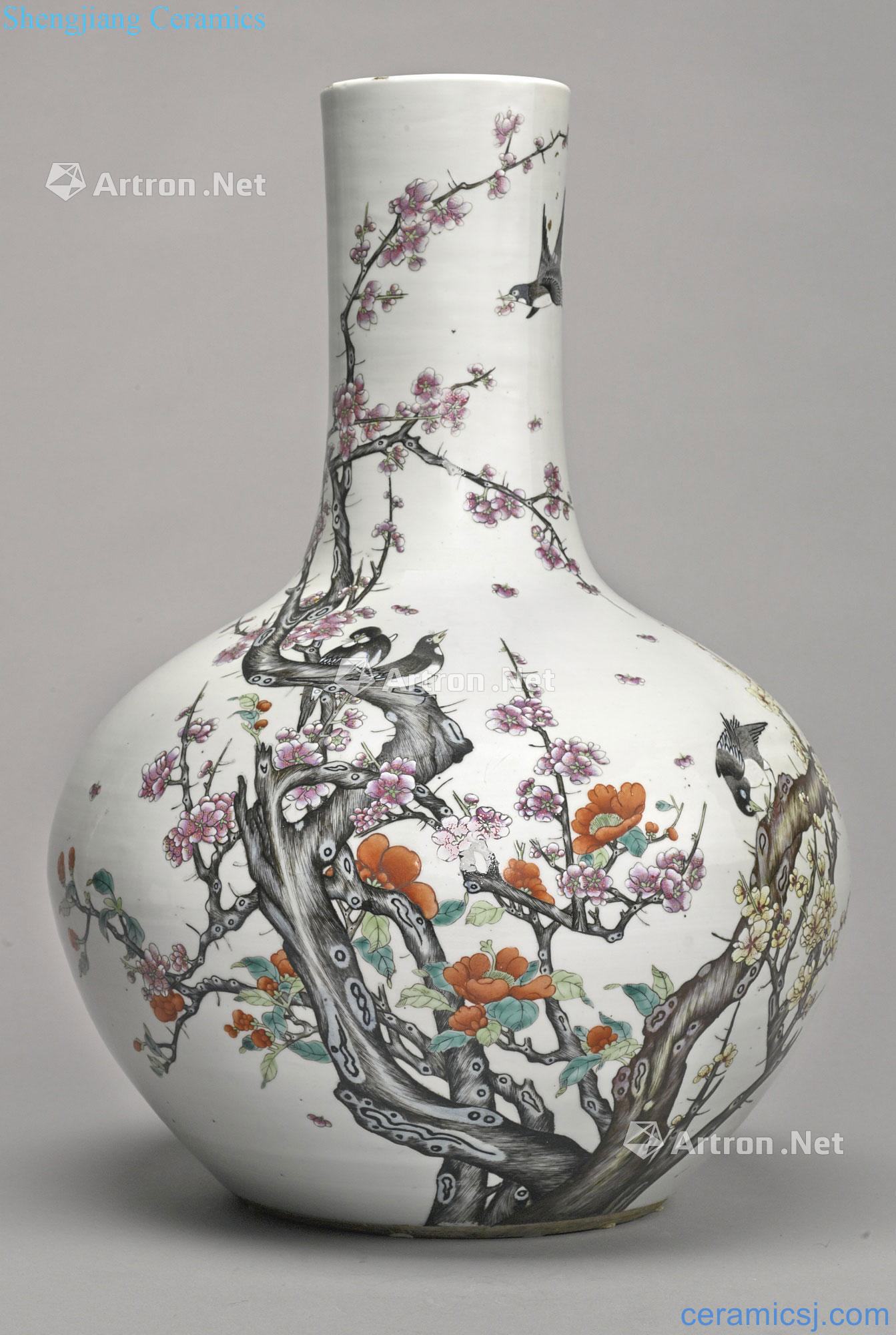 In late qing pastel magpie on MeiWen flask