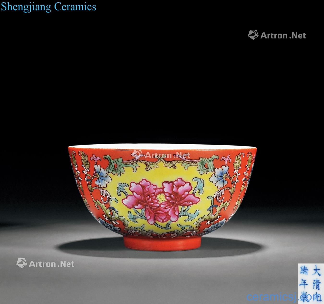 Qing guangxu Coral red koyo color peony green-splashed bowls