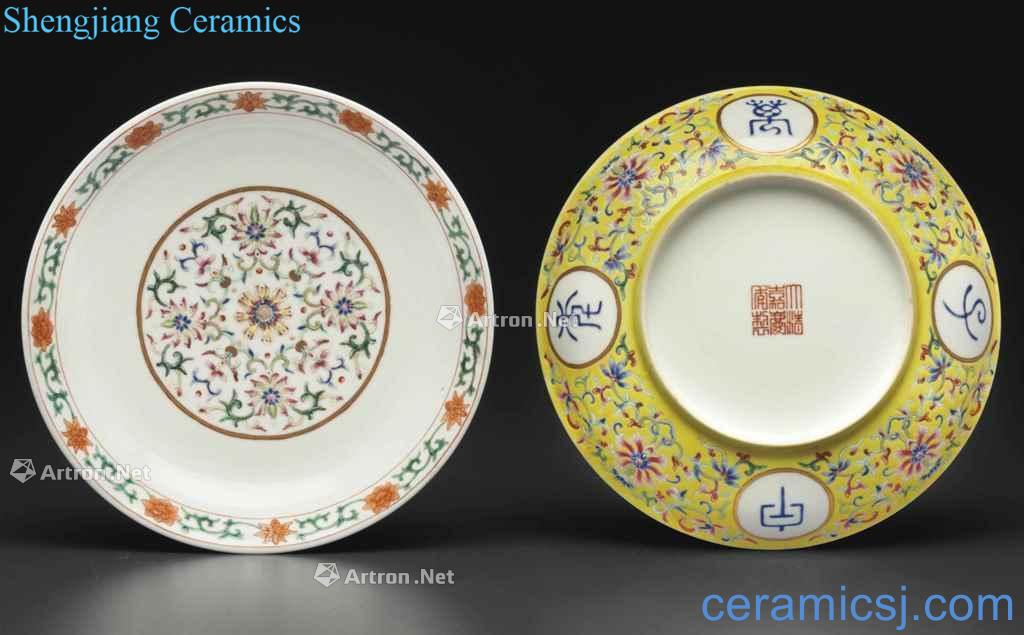 Jia qing jiaqing yellow powder enamel "ten thousand" plate (a)