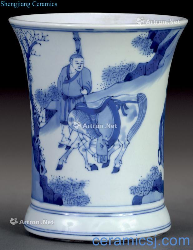 Qing porcelain brush pot