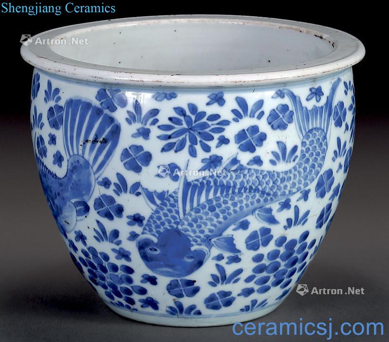 Mid qing Blue and white fish grain cylinder
