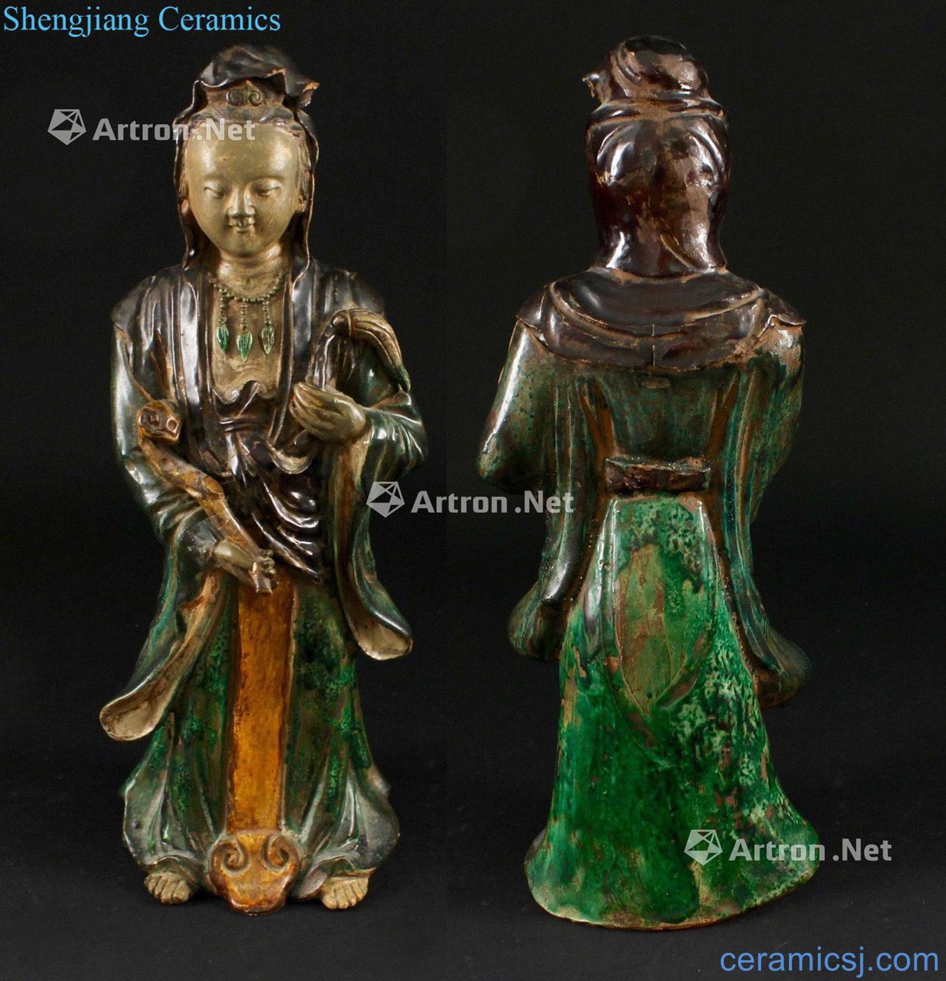 Liao three-color men like avalokitesvara statues