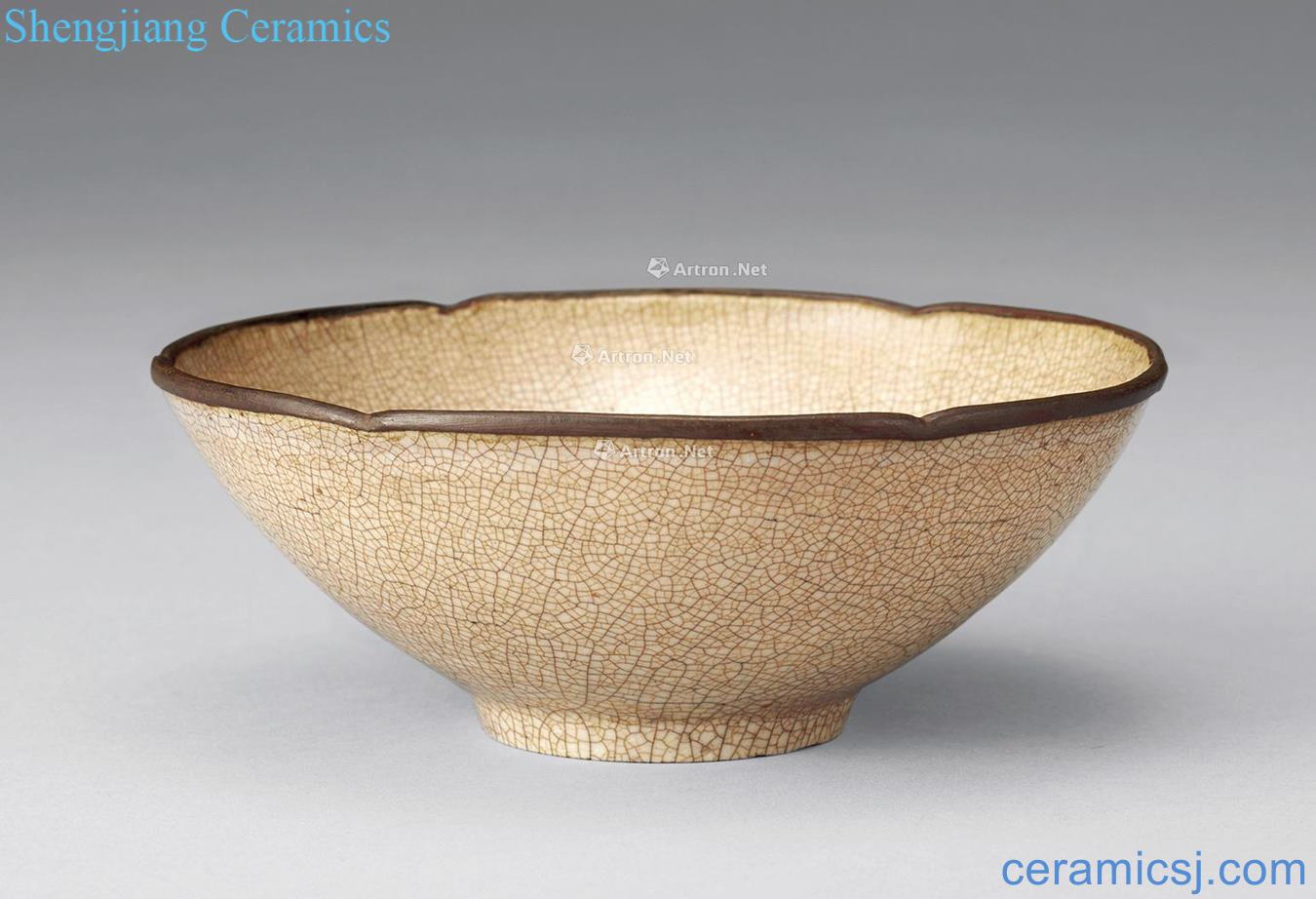 Ming Imitation of elder brother kiln bowl