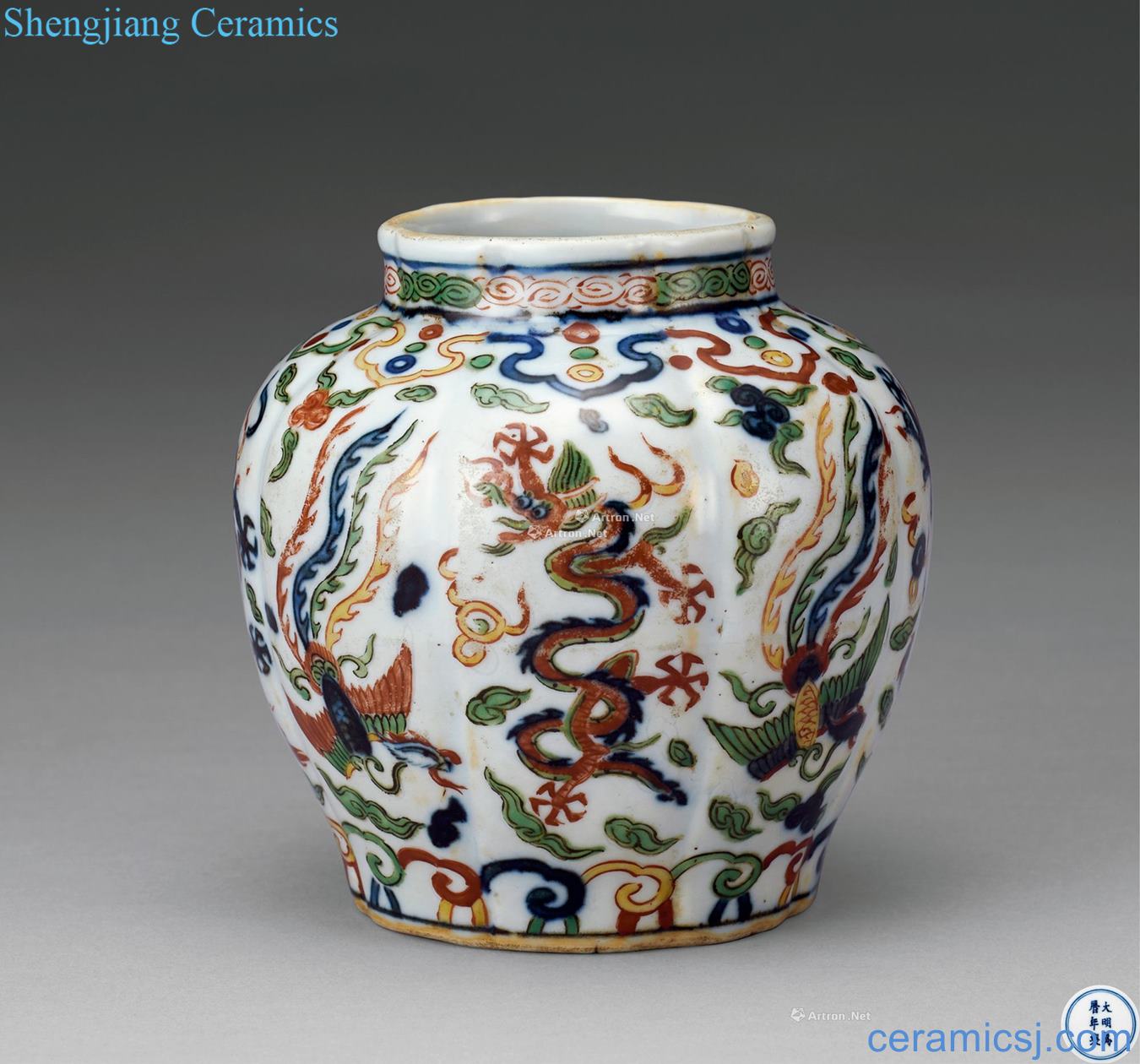 Ming wanli Blue and white color longfeng grain tank