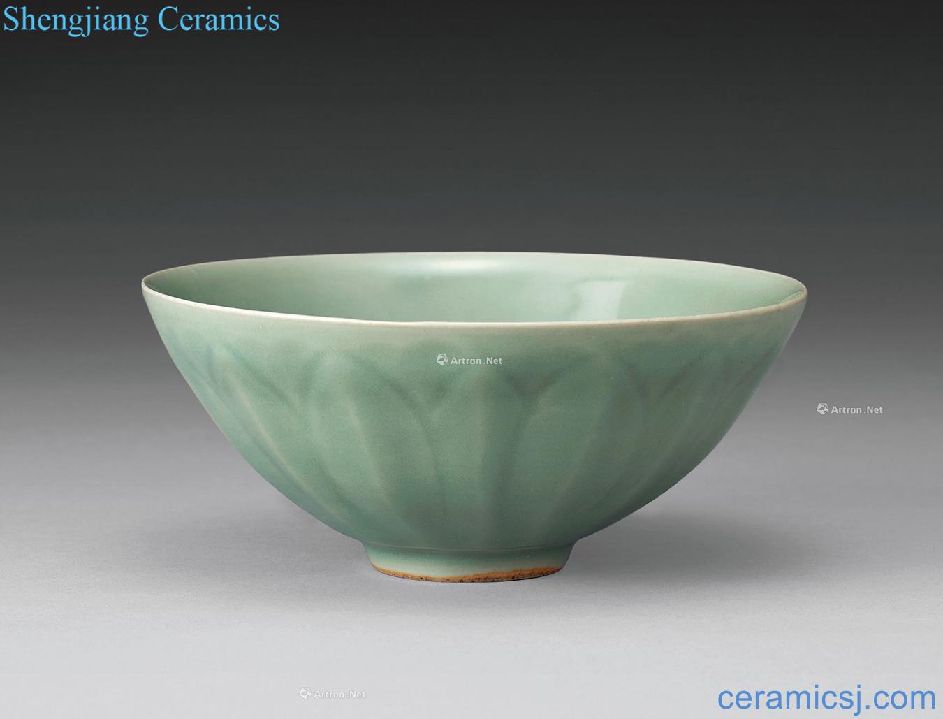 The song dynasty Longquan lotus-shaped bowl