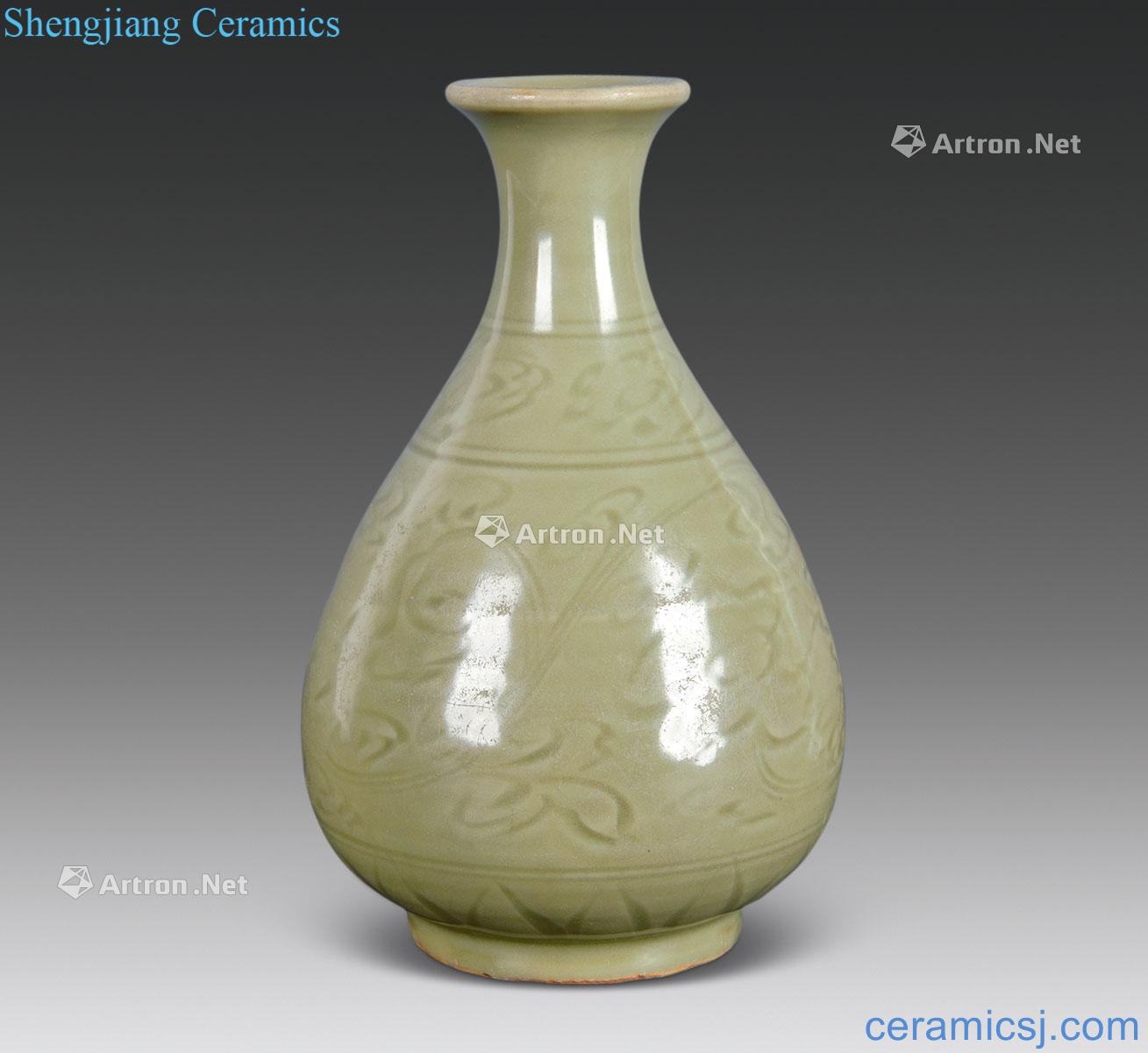 Ming Longquan celadon scratching okho spring bottle