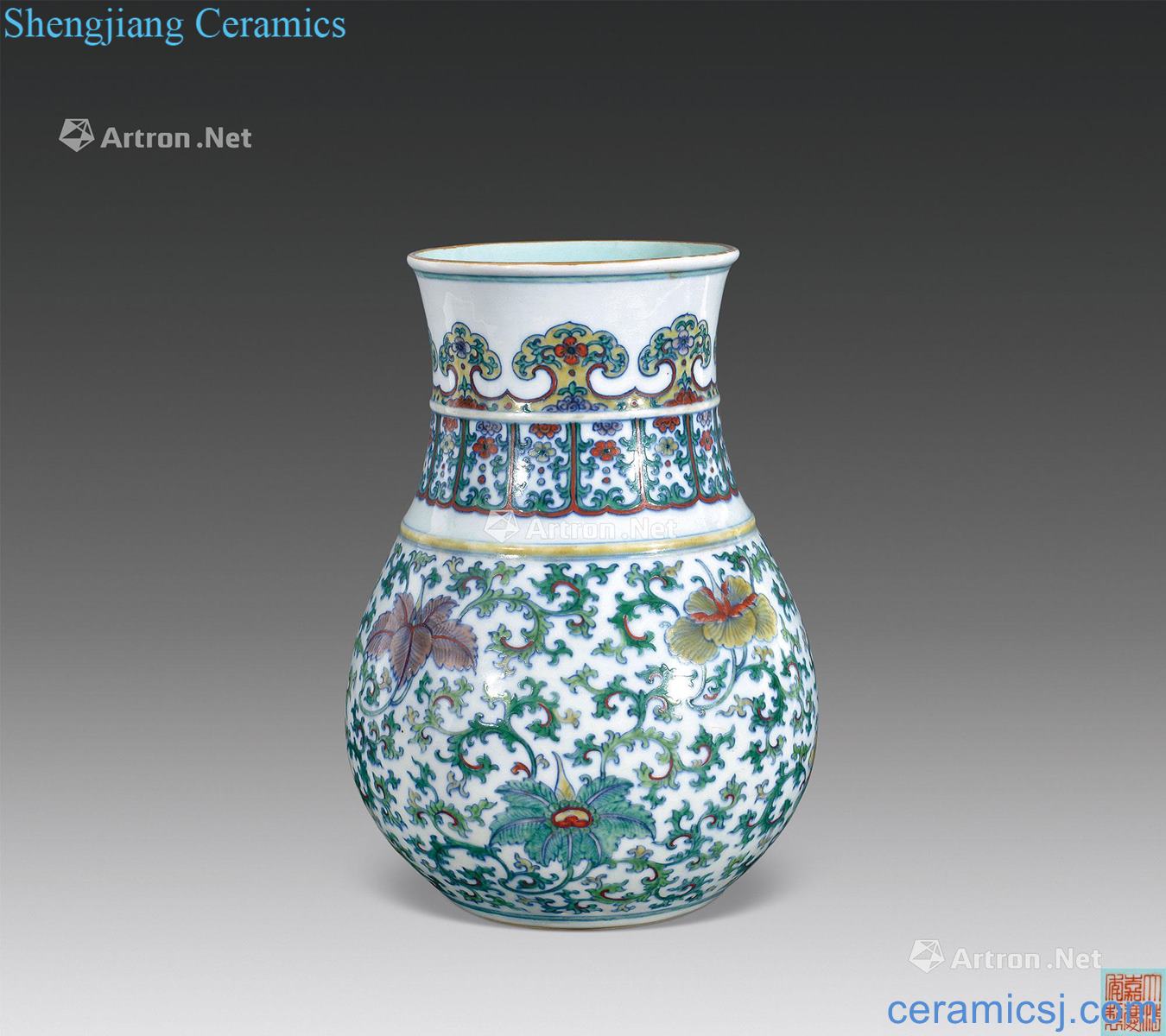 Qing jiaqing Bucket color lotus flower grain pipa statue