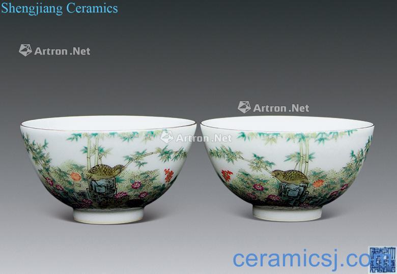 Qing qianlong powder enamel bowls of (a)