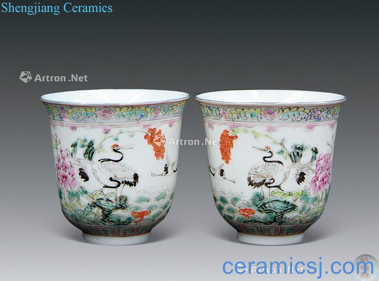 Pastel flowers pine crane cup reign of qing emperor guangxu (a)