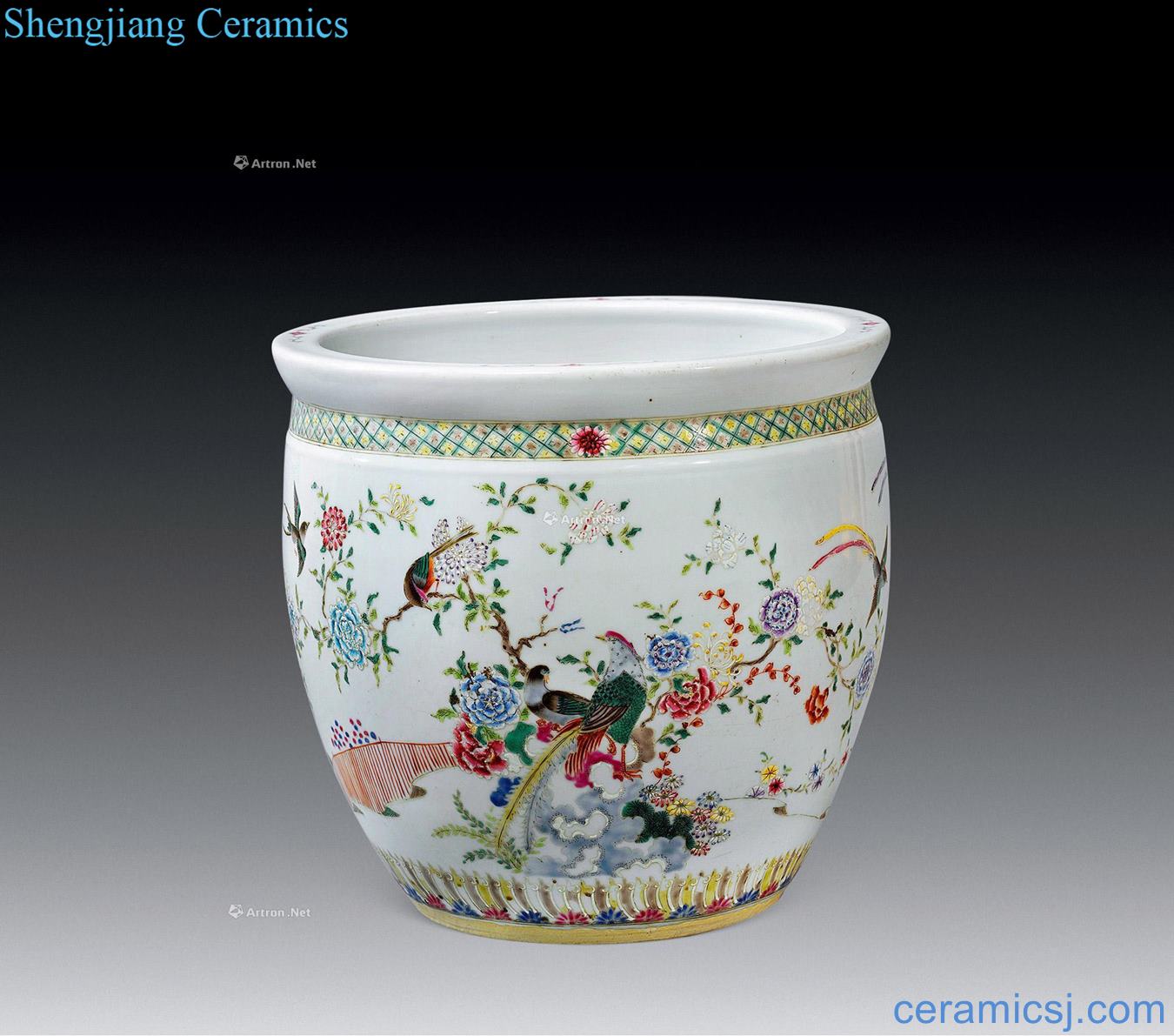 In the qing dynasty powder enamel cylinder