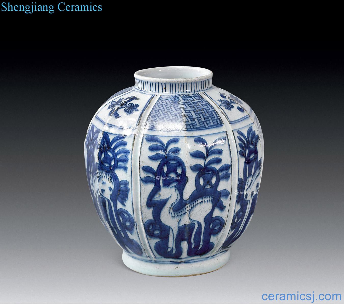 In the Ming dynasty blue and white deer wen ling cans