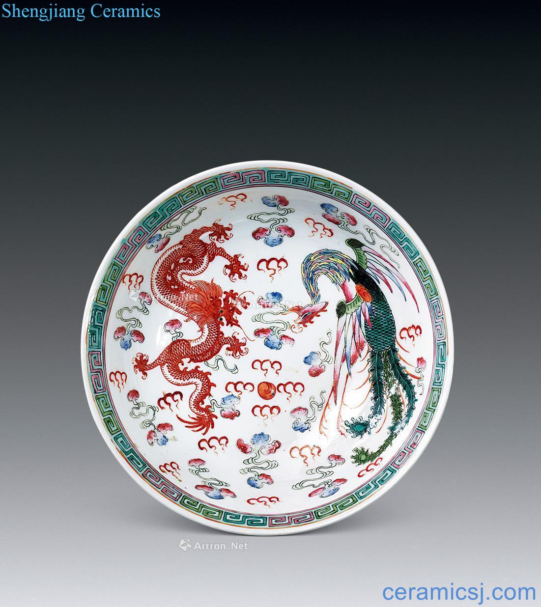 Qing dynasty pastel longfeng pattern plate