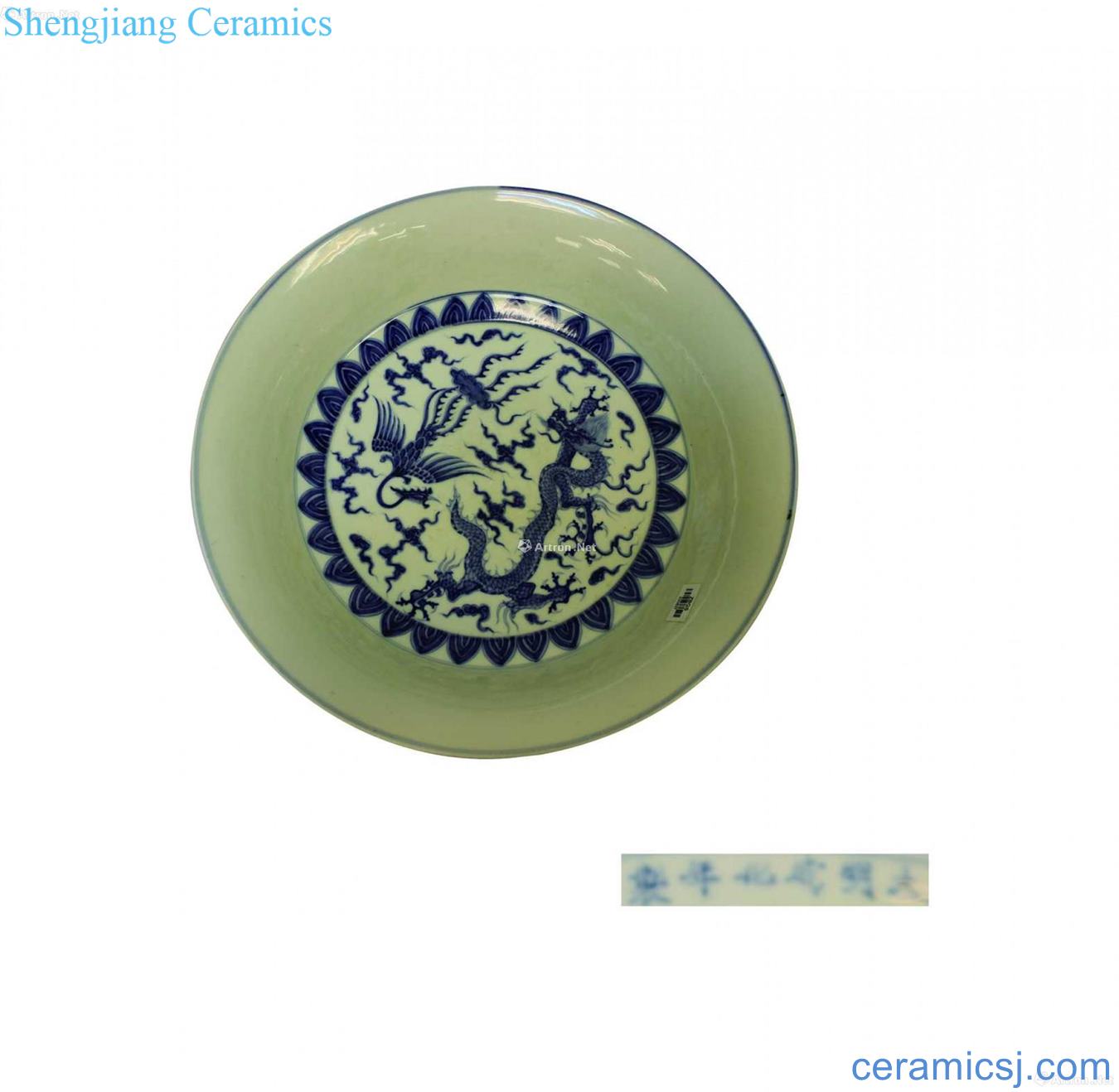 Blue and white longfeng tray