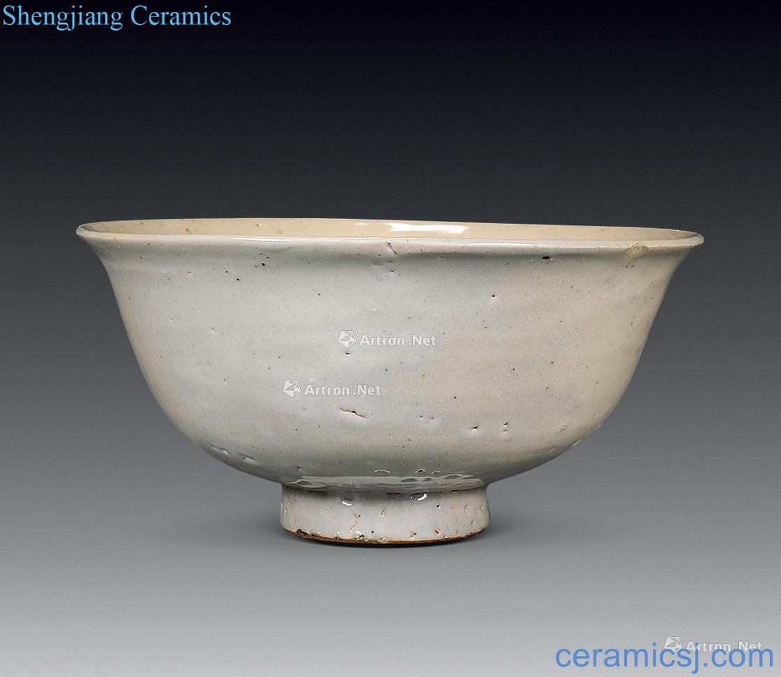 Bright white glazed bowl or earlier