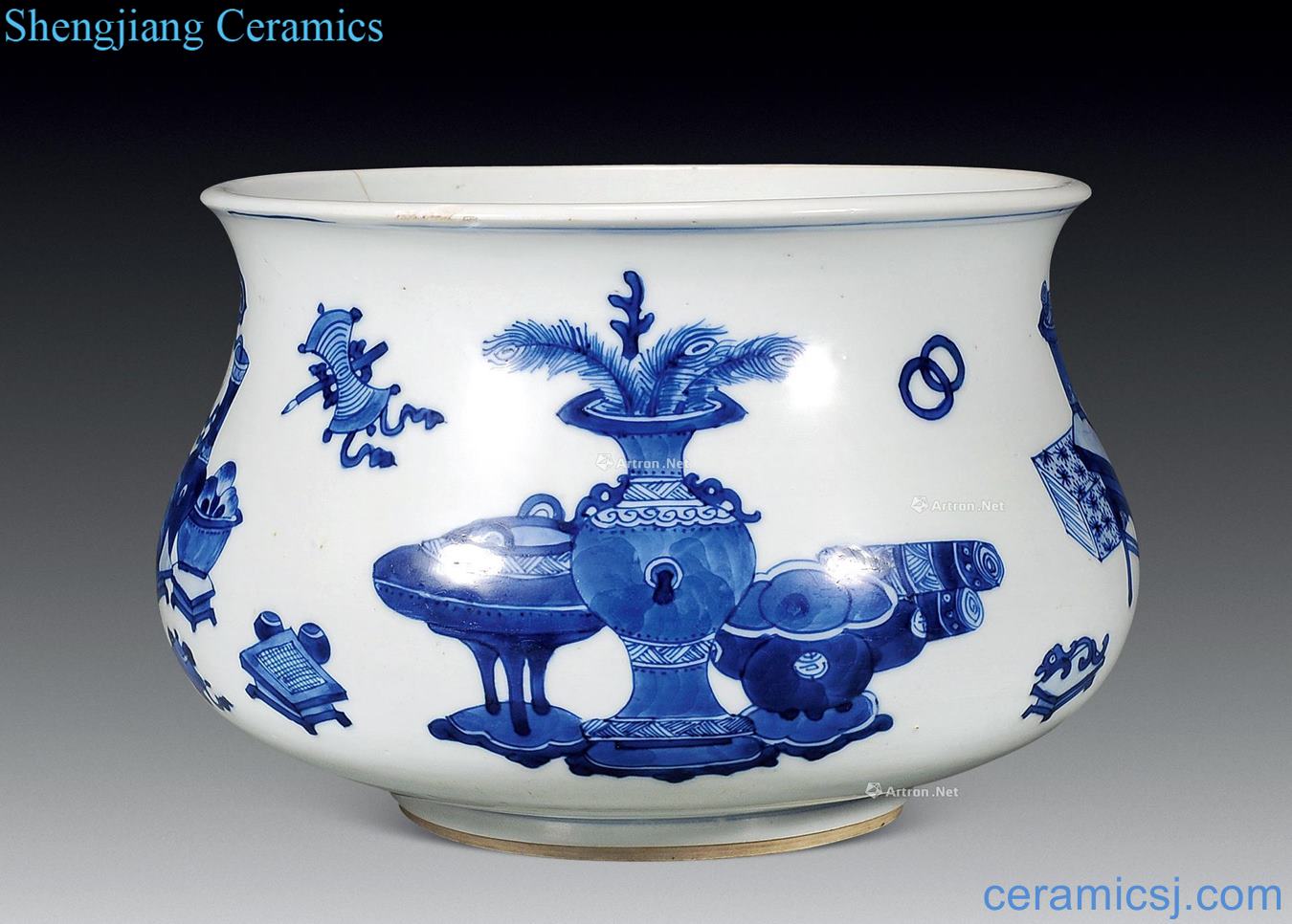 The qing emperor kangxi Blue and white antique pattern furnace