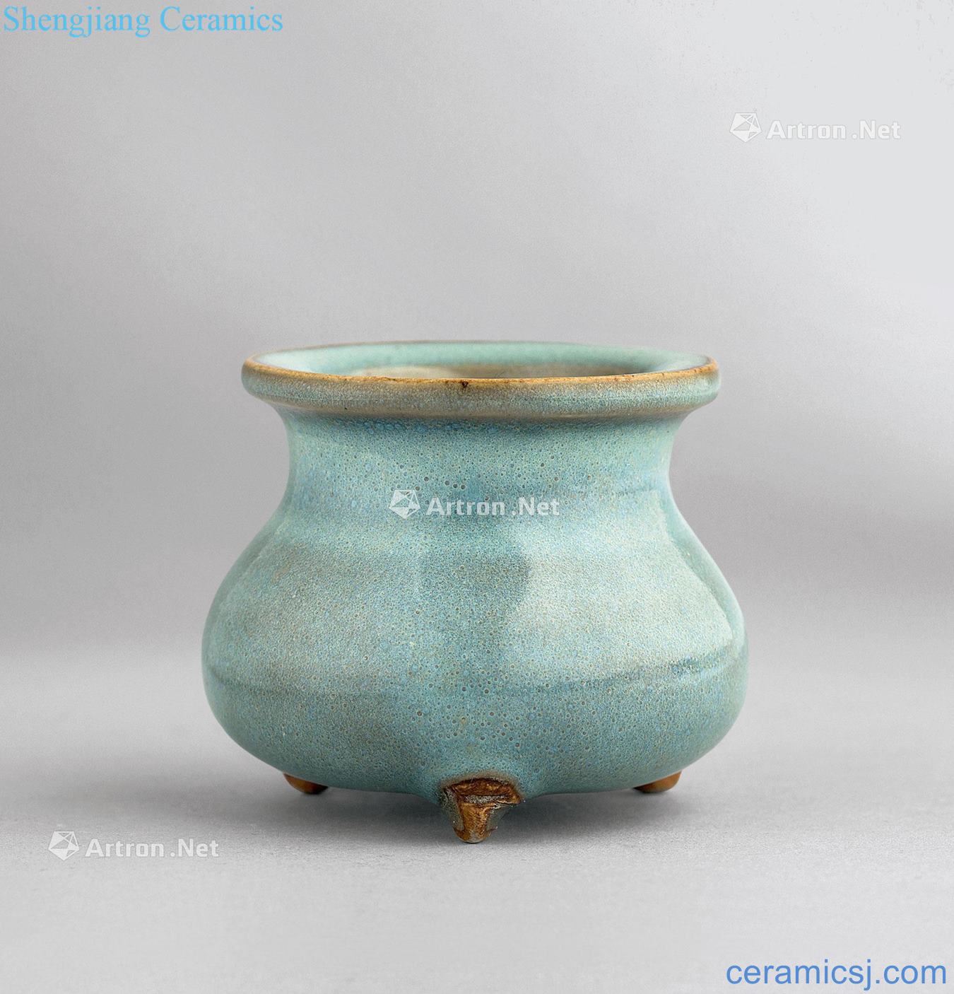 Song and yuan Three small censer masterpieces