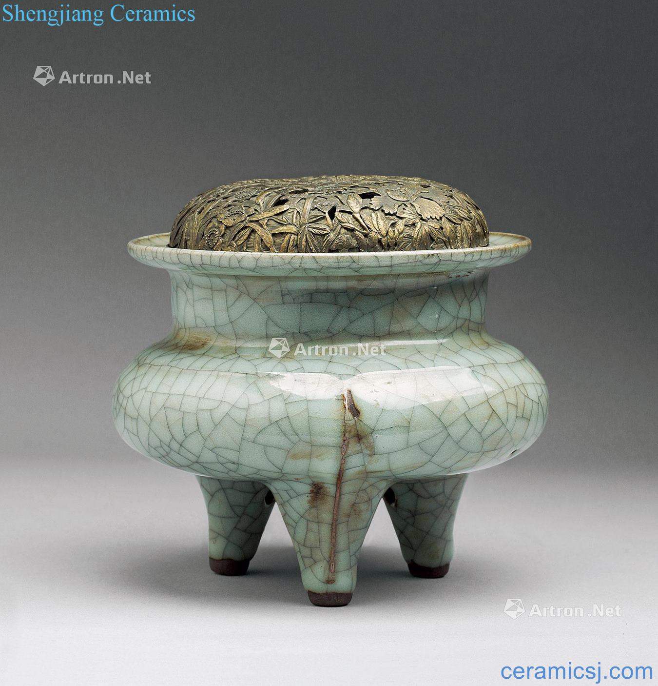Brother song dynasty kiln by furnace