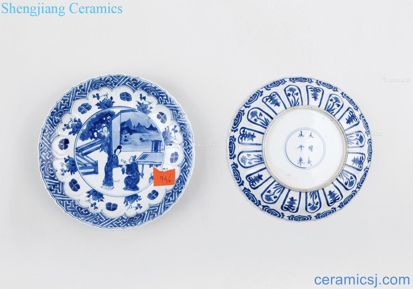 Stories of the qing emperor kangxi porcelain figure flower mouth tray (a)