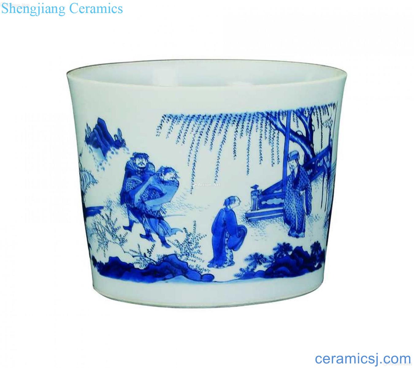 Stories of blue and white pen container