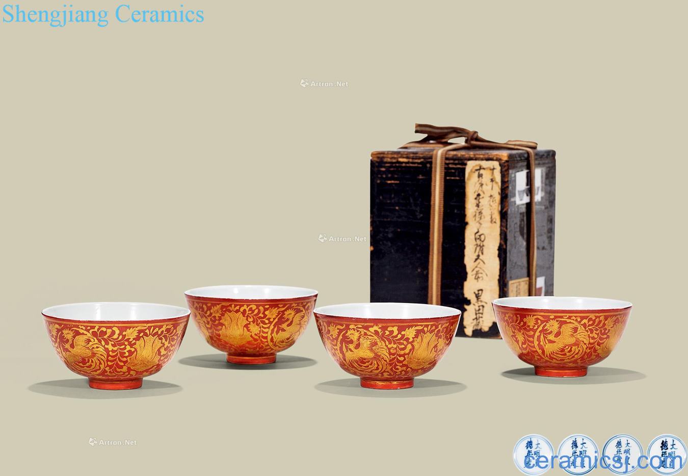 Ming jiajing coral red paint group chicken dishes (four)