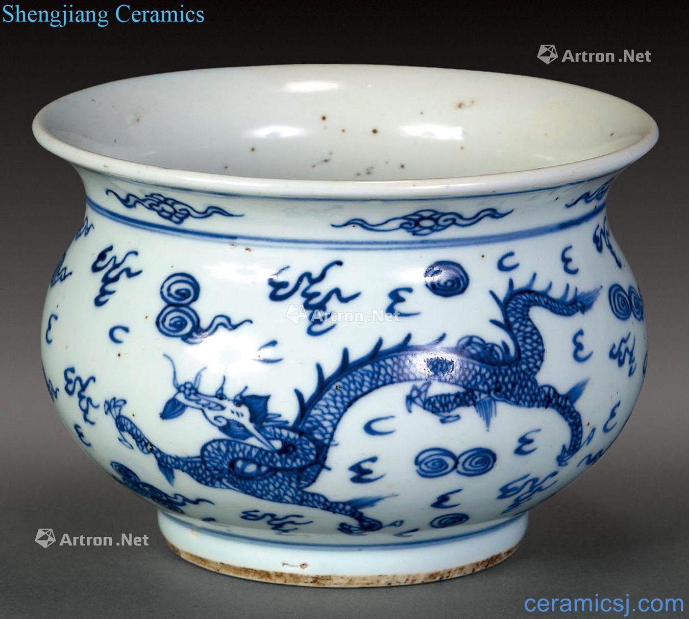 qing Blue and white longfeng grain furnace