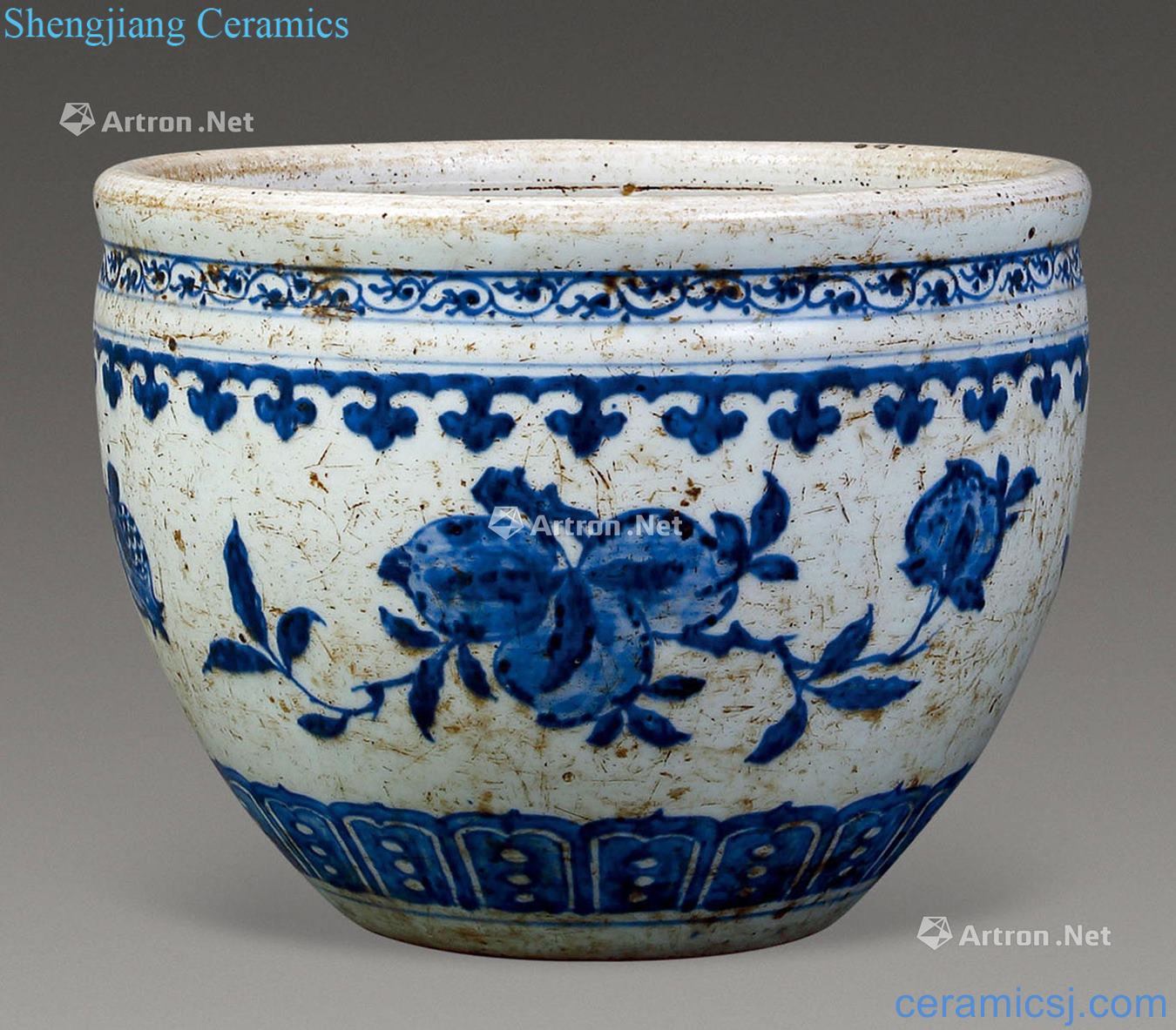 The qing emperor kangxi Blue and white three fruit cylinder