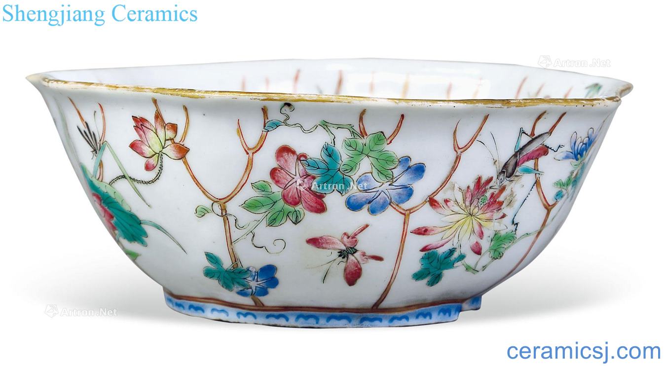 Mid qing famille rose floral bowl