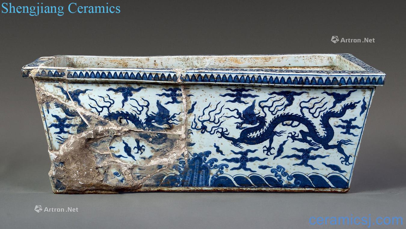 Ming Blue and white dragon oblong manger