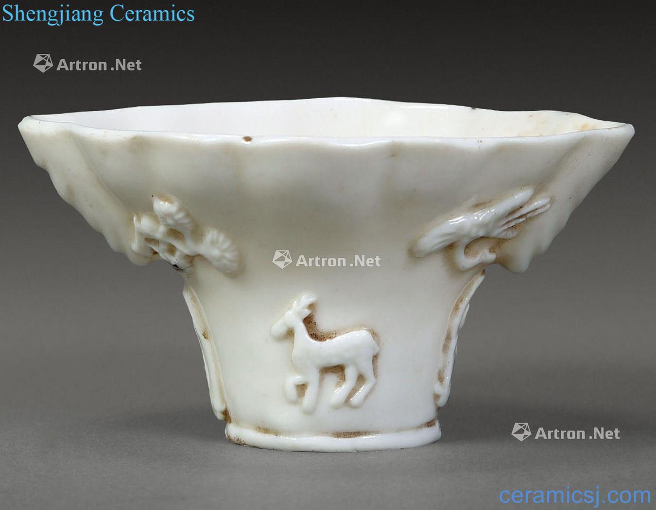 Qing emperor qianlong built porcelain animal print