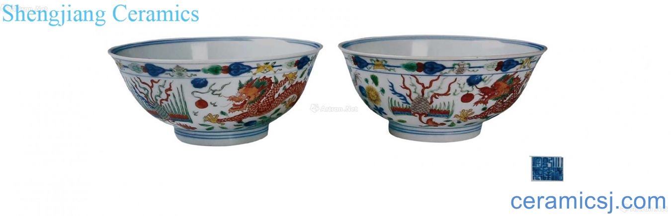 Blue and white color longfeng green-splashed bowls